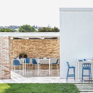 tavolo alto contemporaneo 1