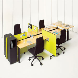 scrivania per open space / in legno / in laminato / moderna