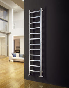 scaldasalviette ad acqua calda