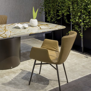 sedia contemporanea
