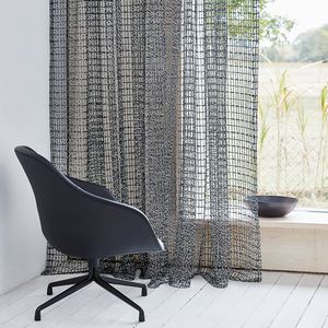 tendina voile con motivi geometrici