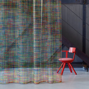 tendina voile con motivi geometrici
