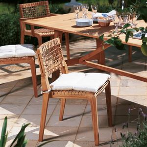 sedia da giardino moderna / impilabile / in teak / in fibre sintetiche