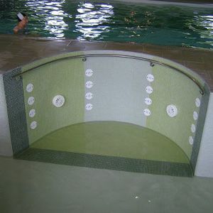 sistema d'idromassaggio per piscina