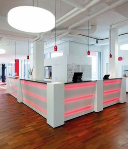 banco reception d'angolo