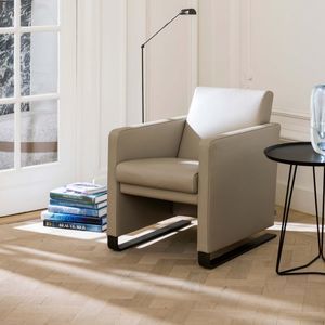 poltrona contemporanea