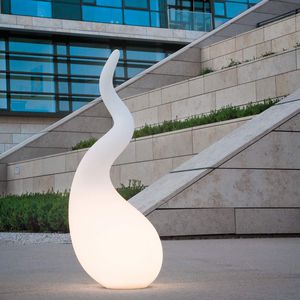 lampada da terra / design originale / in polietilene / da esterno