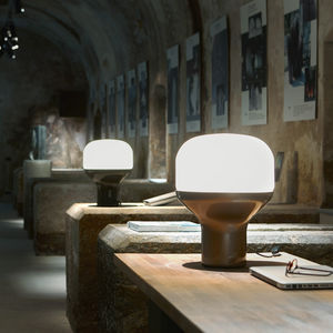 lampada da tavolo