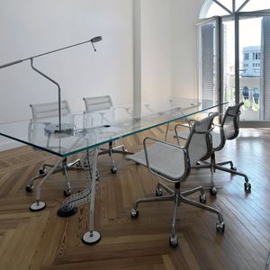 tavolo da riunione contemporaneo 1