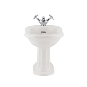 bidet in porcellana