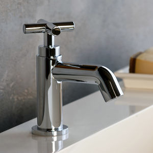 rubinetto per lavabo / da appoggio / in metallo cromato / standard