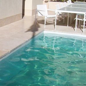 fondo mobile per piscina 1