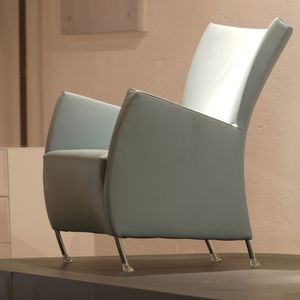 poltrona contemporanea