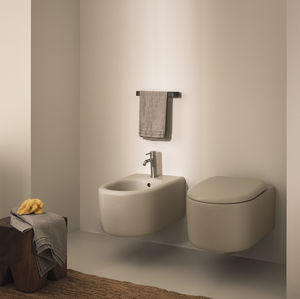 WC sospeso