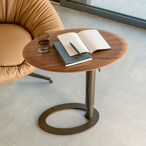 tavolino basso design minimalista
