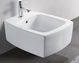 bidet sospeso
