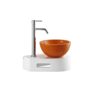 piano lavabo in ceramica