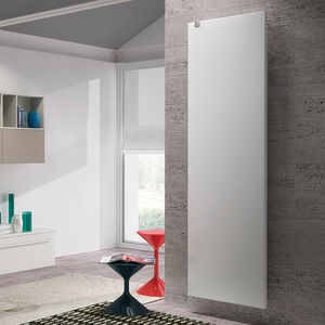 radiatore ad acqua calda / in metallo / moderno / da bagno