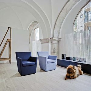 poltrona contemporanea