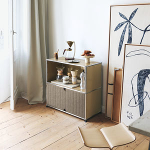 credenza contemporanea
