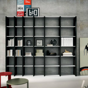 libreria ad angolo