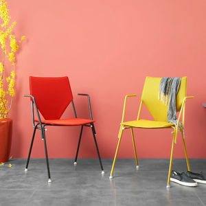 sedia contemporanea