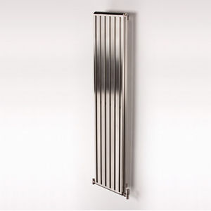 radiatore ad acqua calda / in acciaio inox / moderno / da bagno