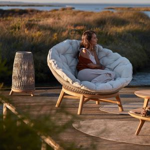 poltrona contemporanea