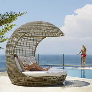 letto da giardino a baldacchino 1