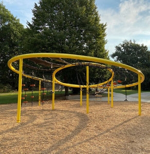 struttura d'arrampicata per parco giochi