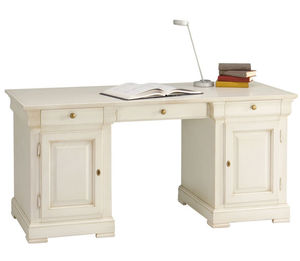 scrivania in stile