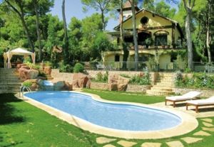 piscina monoblocco / interrata / in poliestere / da esterno