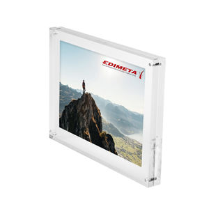 cornice in Plexiglas®