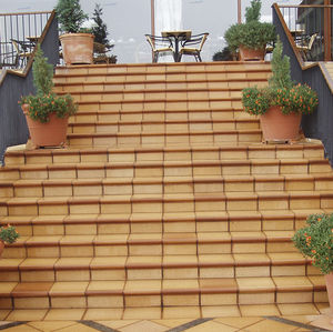 gradino in ceramica