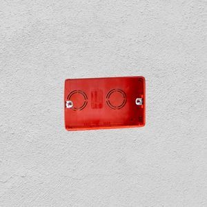 scatola da incasso per installazione elettrica
