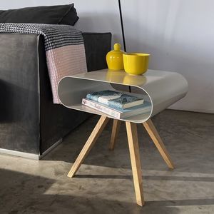 tavolo d'appoggio contemporaneo