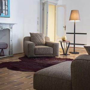 poltrona contemporanea