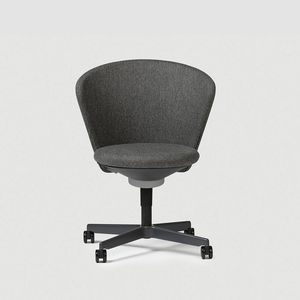 sedia visitatore contemporanea