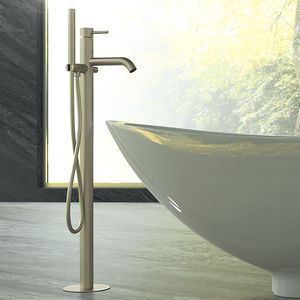 miscelatore per vasca / a pavimento / in acciaio inossidabile / da bagno