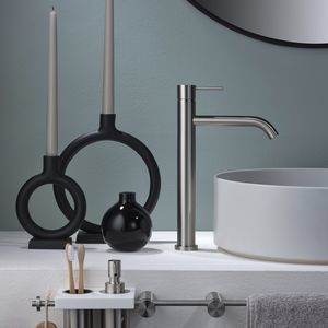 miscelatore per lavabo 1