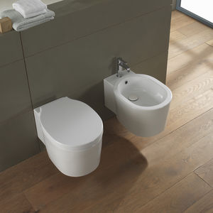 bidet sospeso / in ceramica