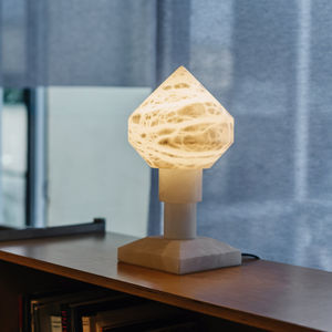 lampada da tavolo 1