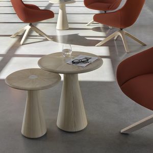 tavolo d'appoggio contemporaneo