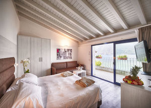 camera d'hotel moderna