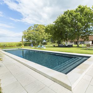 piscina in cassaforma in polimero
