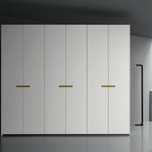armadio moderno / in legno laccato / in frassino / con ante battenti