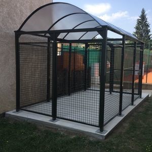 pensilina per biciclette sicura
