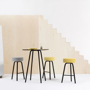 sgabello contemporaneo