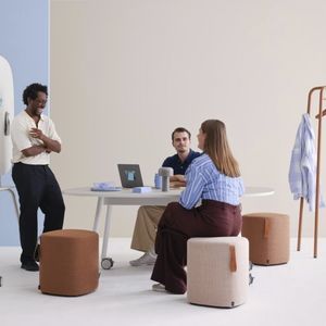 pouf contemporaneo