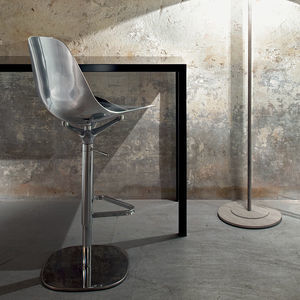 sgabello da bar contemporaneo 1